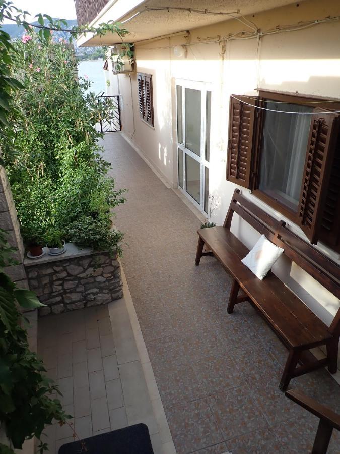 Katja Beach Apartment Racisce Exterior photo